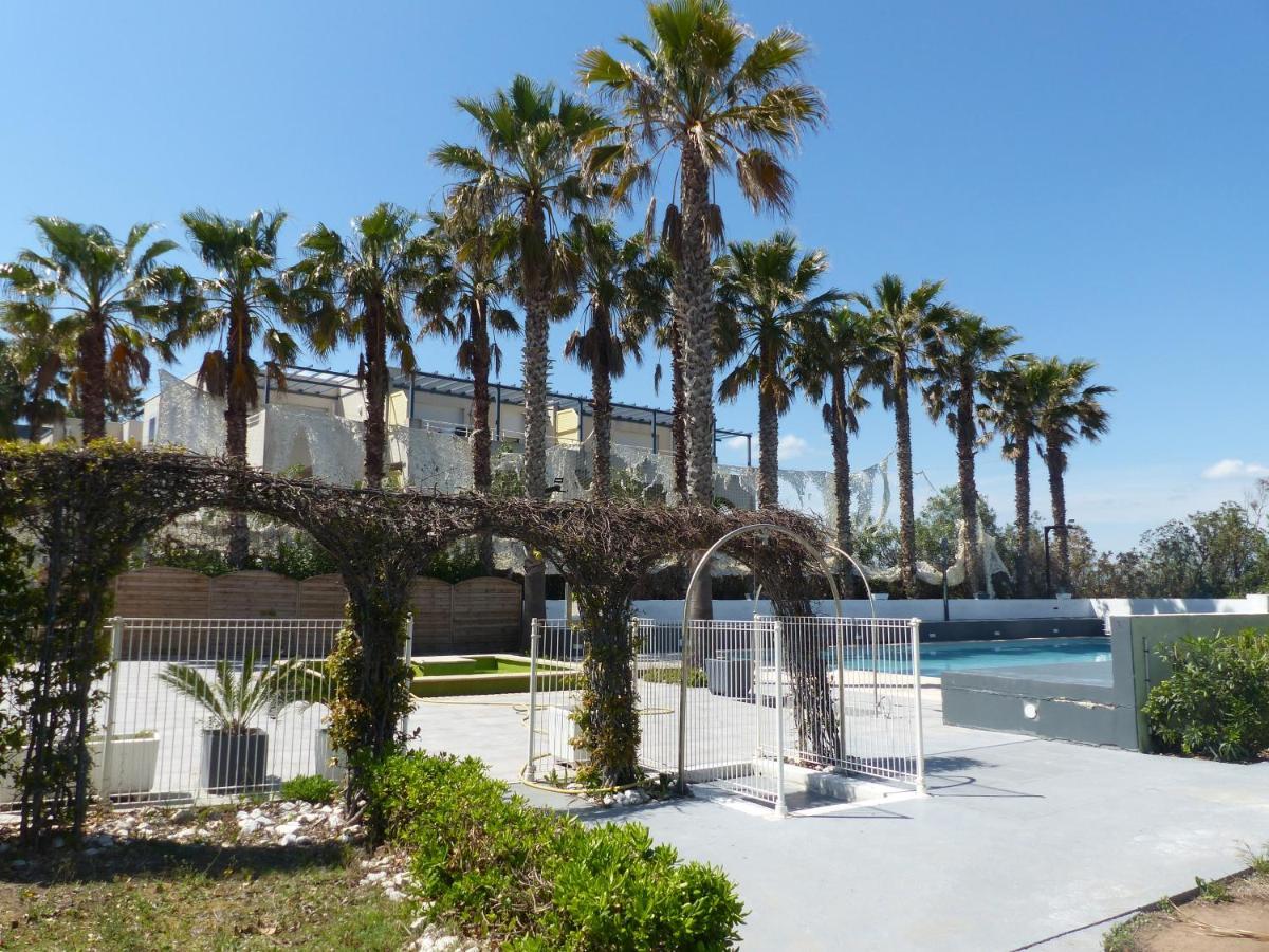 Le Jardin De Babylone "Reserve Aux Couples Uniquement" Agde Exterior foto