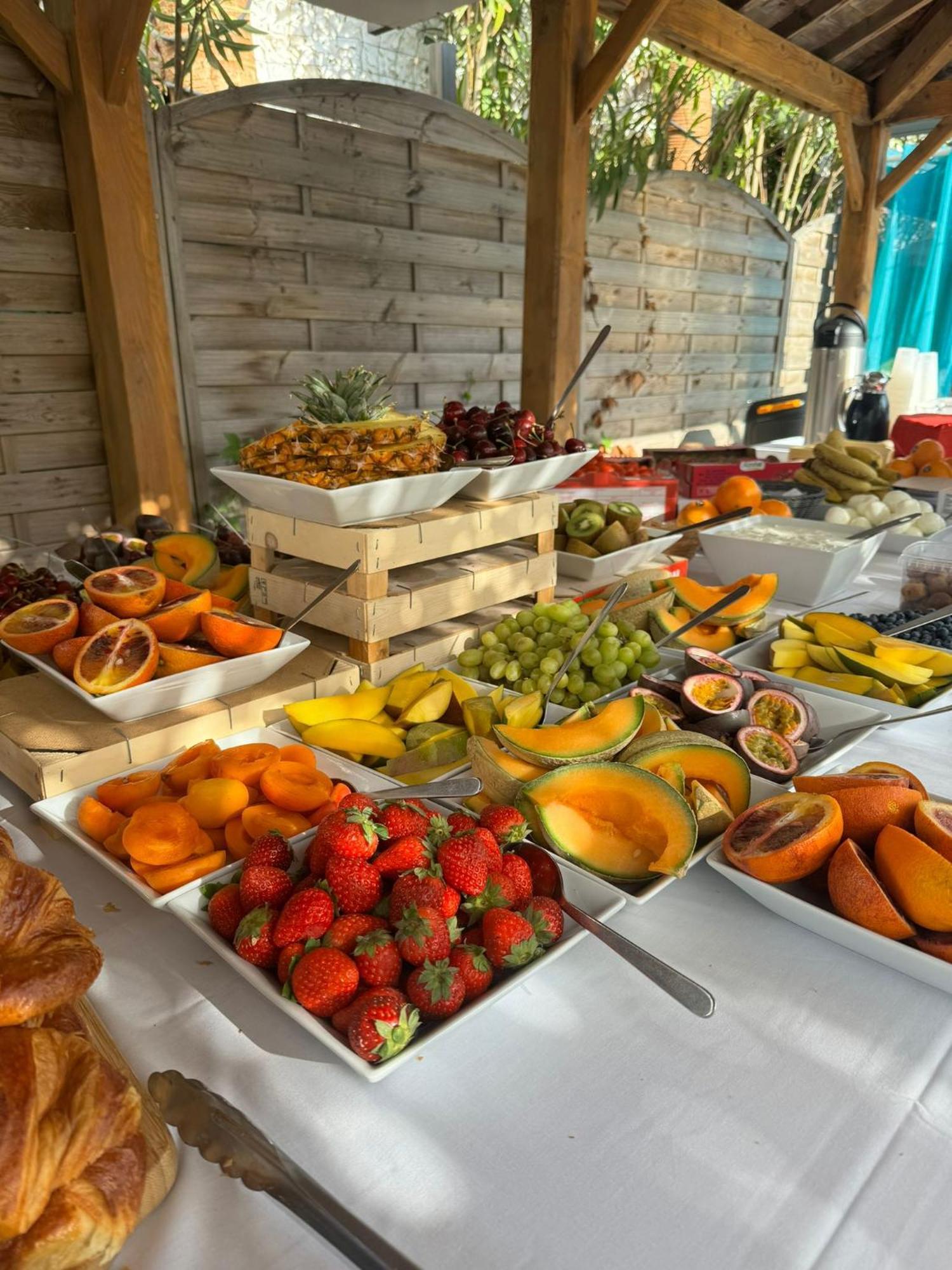 Le Jardin De Babylone "Reserve Aux Couples Uniquement" Agde Exterior foto